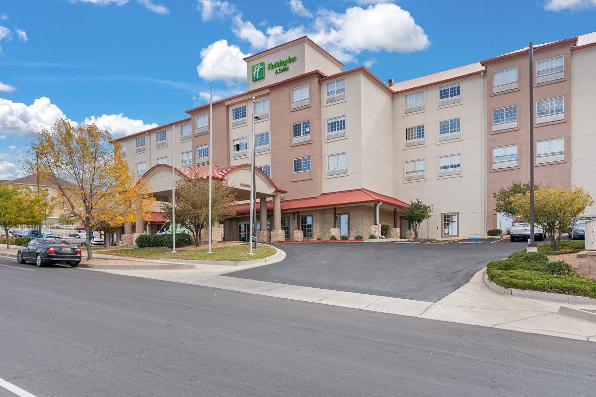 1-web-or-mls-MKM06562